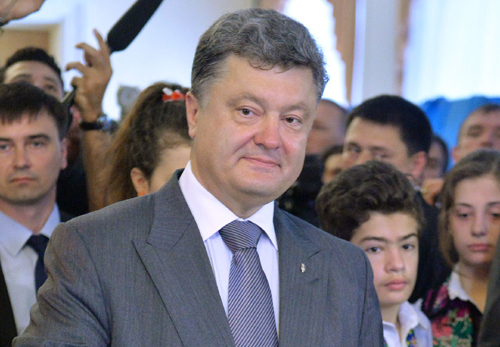 Tỷ phú Poroshenko tuyên bố đắc cử Tổng thống Ukraine