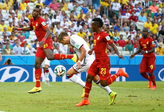 Klose đi vào lịch sử World Cup khi giúp Đức hòa Ghana 2-2 - ảnh 4