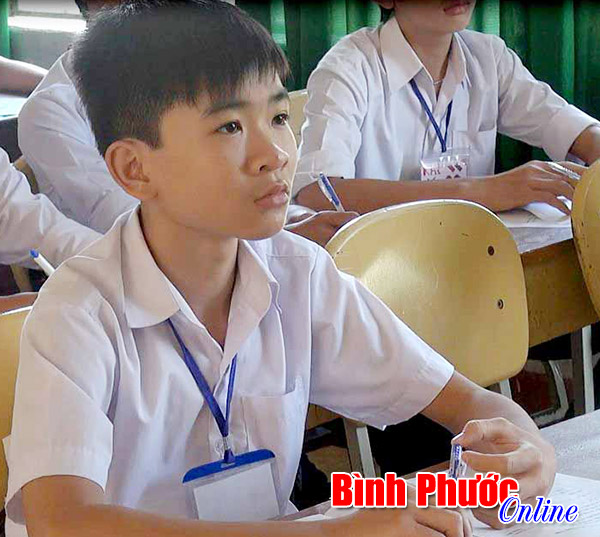 Những học sinh vượt khó học giỏi ở Đồng Xoài