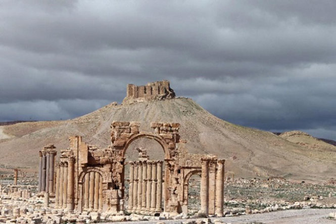 ​IS thổi tung di sản văn hóa thế giới tại Palmyra