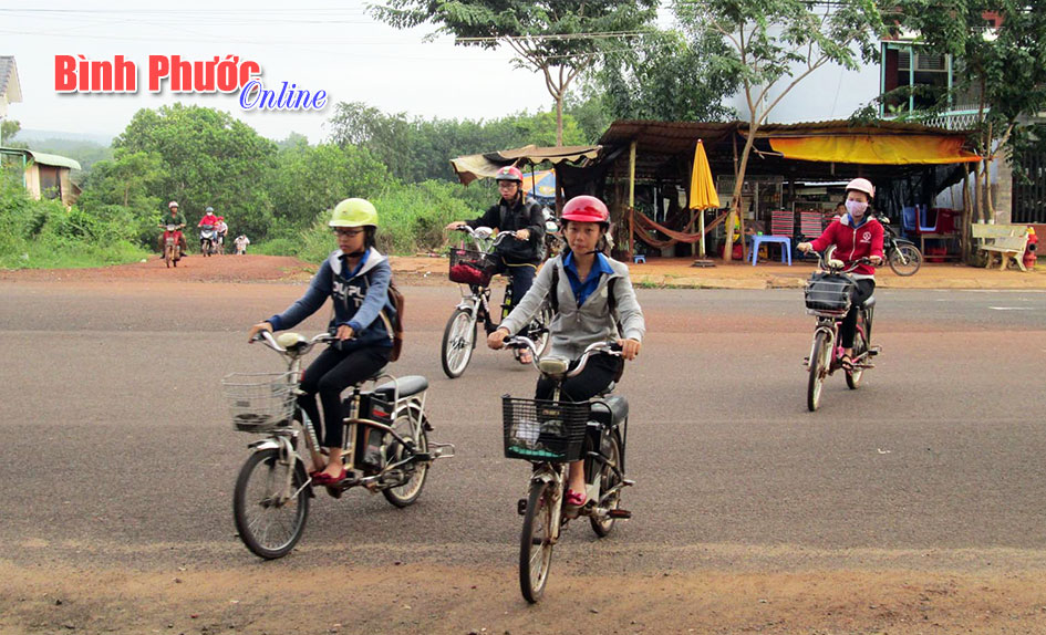 Trường THPT Hùng Vương với “Văn hóa giao thông học đường”