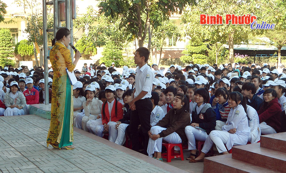 Nhiều khó khăn trong giảng dạy phòng, chống tham nhũng cho học sinh