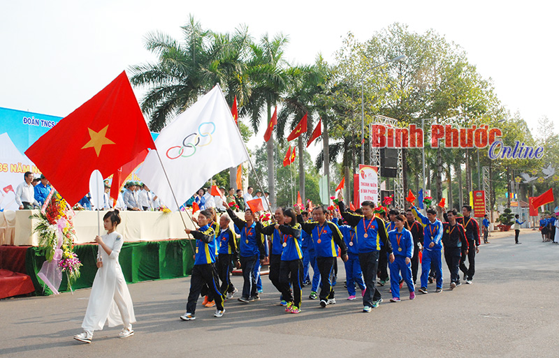Đoàn thể thao Bình Phước với những vận động viên trẻ tiêu biểu như Hoàng Nguyên Thanh, Lâm Thị Thúy, Lê Thị Mỹ Liên… đang giương ngọn cờ khẳng định nâng cao vị thế thể thao trong khu vực và trên trường quốc tế