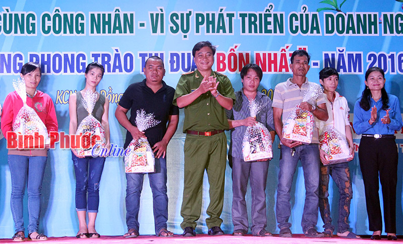 Tưng bừng ngày hội thanh niên công nhân