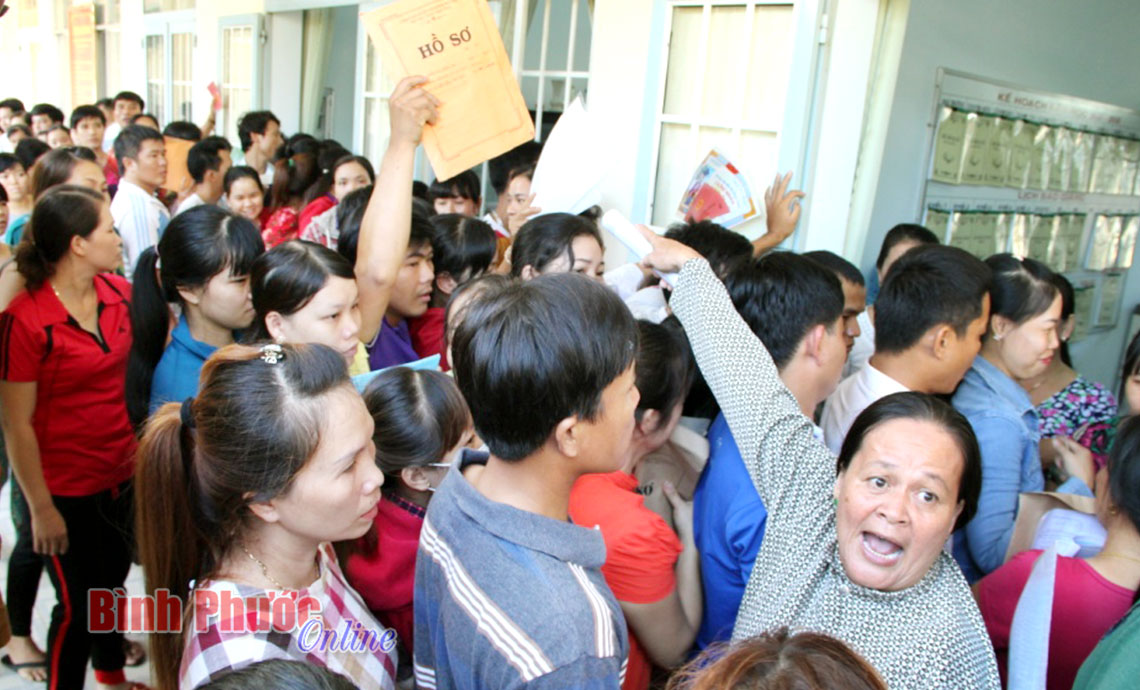 Gian nan tìm lớp bán trú