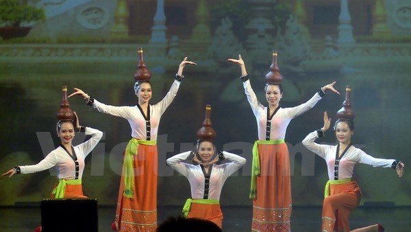 Festival văn hóa kỷ niệm 20 năm thiết lập quan hệ Nga