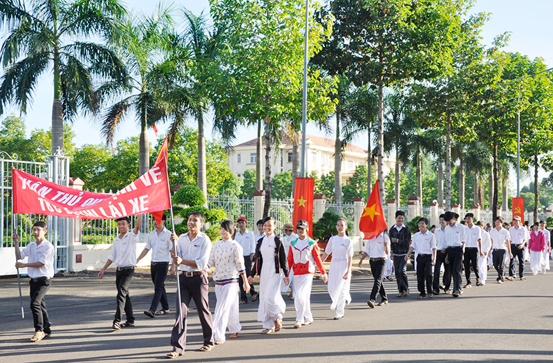 Bảo đảm an toàn giao thông trong dịp khai giảng năm học mới