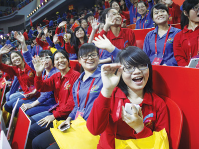 Các đại biểu thanh niên Việt Nam - Trung Quốc tại liên hoan - Ảnh: Ngọc Minh