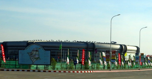Sân vận động Zayar Thiri, nơi diễn ra các trận bóng đá nam của bảng A
