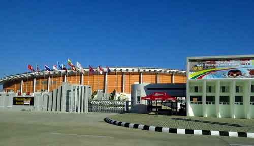 Khu li&ecirc;n hợp thể thao Wunna Theidki, nơi diễn ra c&aacute;c m&ocirc;n thi đấu trong nh&agrave;