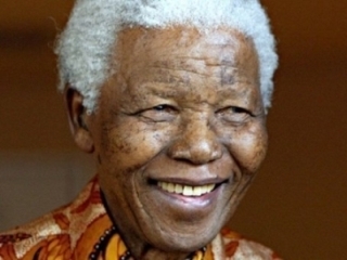 Ông Nelson Mandela từ trần ở tuổi 95