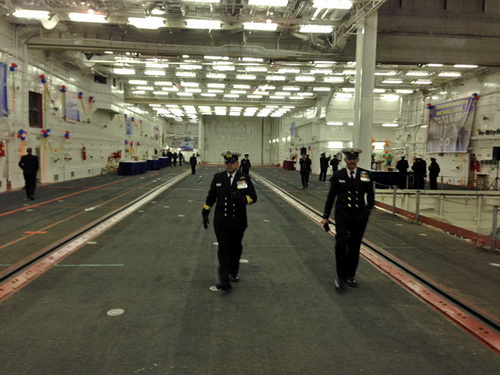 INS Vikramaditya c&oacute; thể chứa tối đa 30 m&aacute;y bay