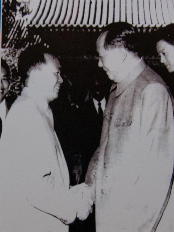 Chủ tịch Mao Trạch Đông tiếp Đại tướng Võ Nguyên Giáp sang thăm Trung Quốc (1959)