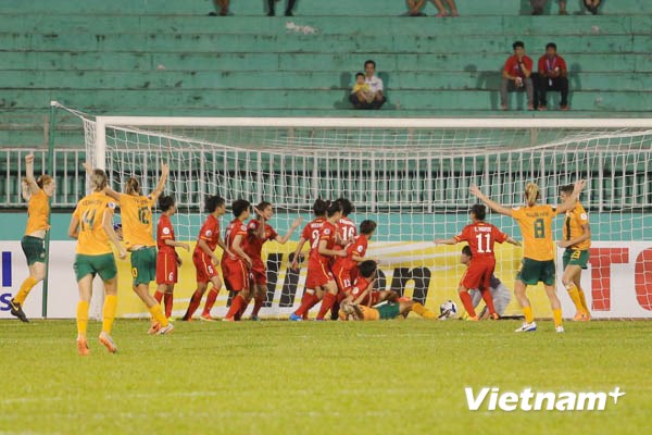 Đội chủ nhà chỉ chịu thua trước sau khi Lê Thị Thương phản lưới nhà ở phút 44. Một tình huống bất khả kháng của đội trưởng tuyển Việt Nam