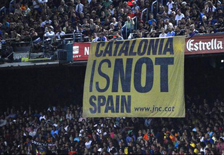 Barcelona có khả năng bị cấm thi đấu ở La Liga nếu xứ Catalan tách khỏi Tây Ban Nha