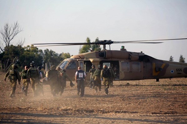 Thủ tướng Israel Benjamin Netanyahu tuyên bố, chiến dịch quân sự ở Dải Gaza sẽ còn được tiếp tục chừng nào phong trào Hamas bị đánh bật khỏi vùng lãnh thổ này.