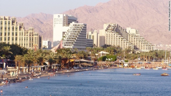 10. Eilat  là thành phố cực nam của Israe. Là đô thị nằm kề làng Taba của Ai Cập và thành phố cảng Aqaba của Jordan