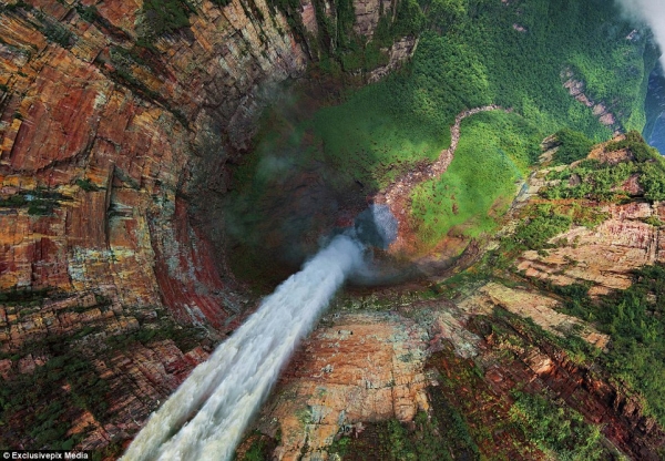  Kỳ quan thiên nhiên tuyệt vời này là một phần của Falls Angel ở Venezuela (Ảnh: exclusivepix media)
