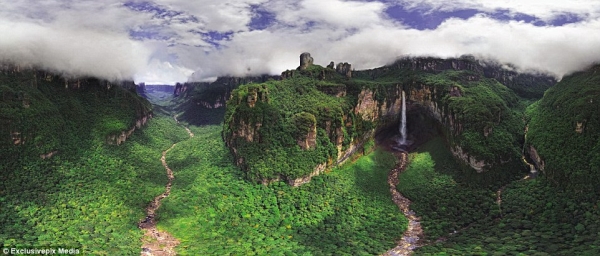  Đây là thác nước liên tục cao nhất thế giới với chiều cao 979m (Ảnh: exclusivepix media)