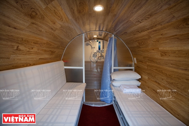 Bên trong mỗi phòng có nhà vệ sinh riêng biệt, tường cách âm nhằm tạo sự riêng tư cho khách nghỉ.