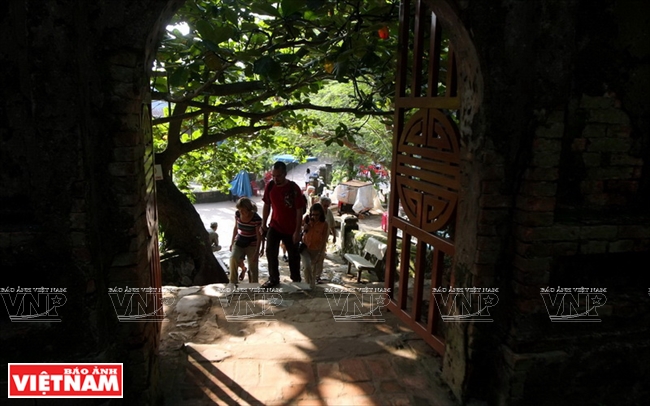 Đường lên chùa Tam Thai trên núi Thủy Sơn. Ảnh: Tư liệu BAVN
