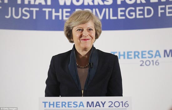 Bà Theresa May trở thành tân Thủ tướng Anh