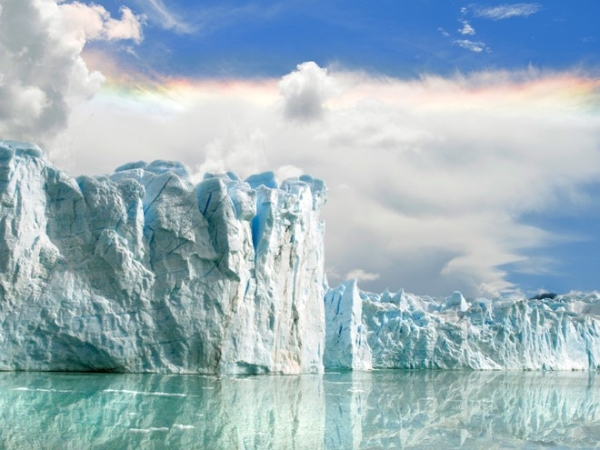 Sông băng Perito Moreno, Argentina: Sông băng tuyệt đẹp này nằm ở công viên quốc gia Los Glaciares, phía tây nam tỉnh Santa Cruz. Đây là một trong những điểm du lịch quan trọng nhất của vùng Patagonia.  