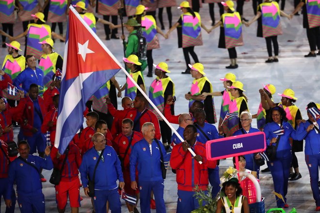 Đoàn thể thao ​Cuba tham gia diễu hành tại lễ khai mạc Olympic Rio 2016. (Nguồn: EPA/TTXVN)