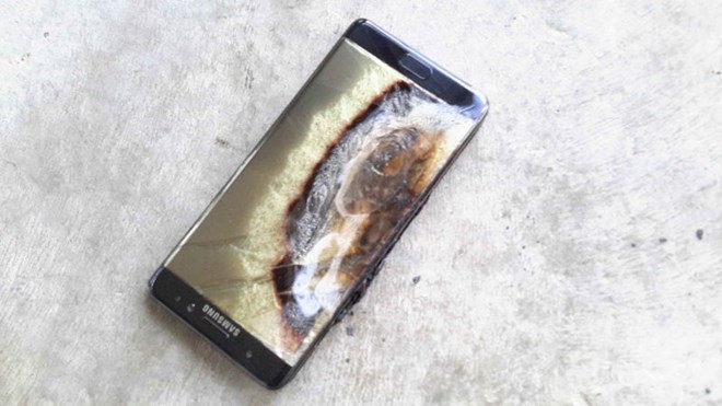 Galaxy Note 7 bị nhiều hãng hàng không e ngại vì lỗi pin điện thoại có thể gây cháy hoặc phát nổ.