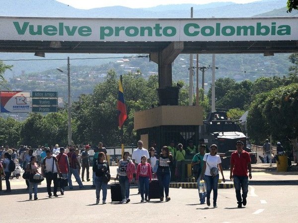 Venezuela và Colombia mở lại cửa khẩu biên giới giữa hai nước