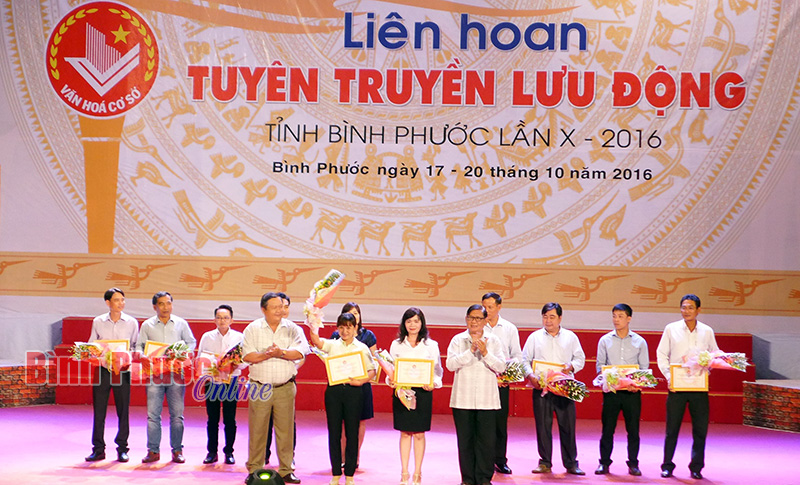 Bình Long nhất Liên hoan tuyên truyền lưu động tỉnh Bình Phước lần thứ X