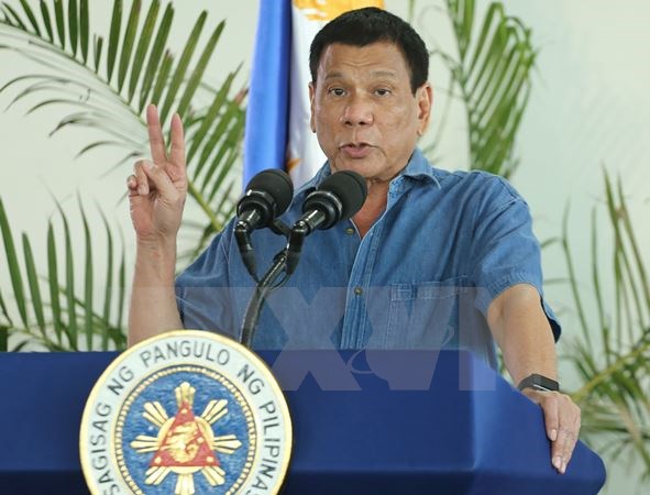 Tổng thống Philippines Duterte ra lệnh thả 17 ngư dân Việt Nam