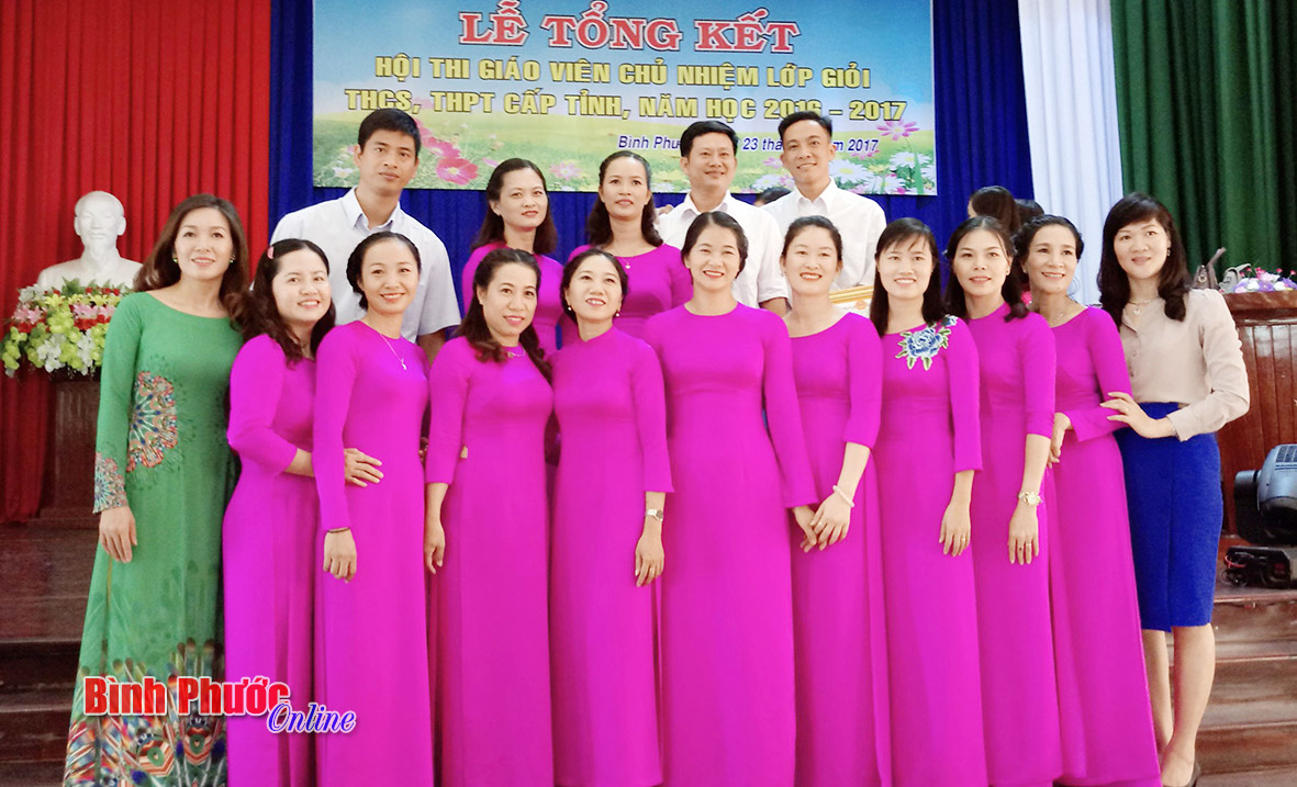 Giáo viên giỏi Trường THPT Đồng Xoài tại hội thi giáo viên chủ nhiệm lớp giỏi cấp tỉnh