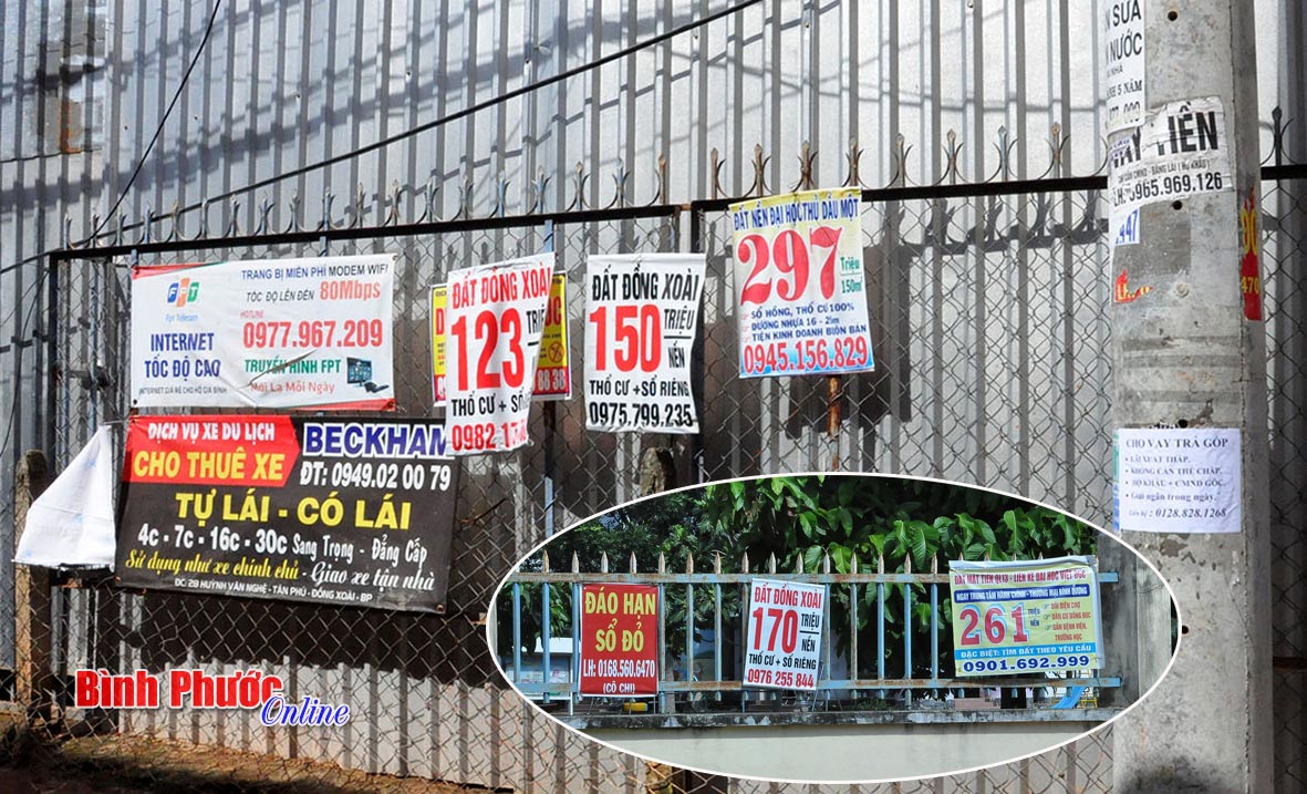 Những tờ quảng cáo, rao vặt được dán nham nhở trên cột điện và tường rào ở hẻm 784, đường Phú Riềng Đỏ, phường Tân Xuân