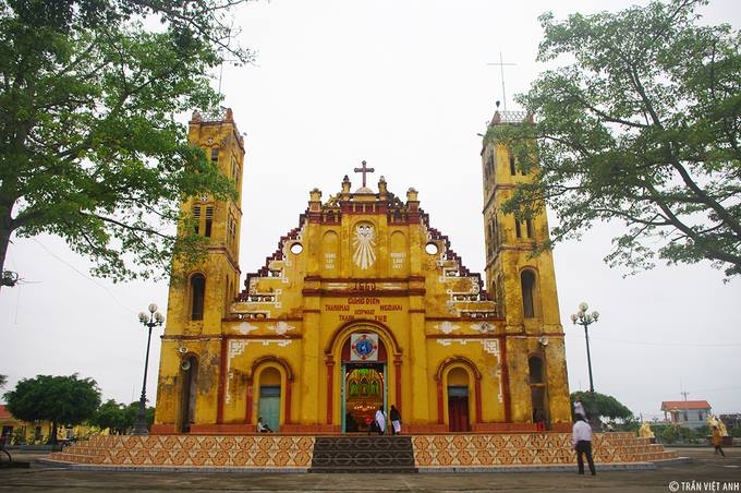 Một vòng Nam Định đón Giáng sinh ở các nhà thờ siêu đẹp và độc