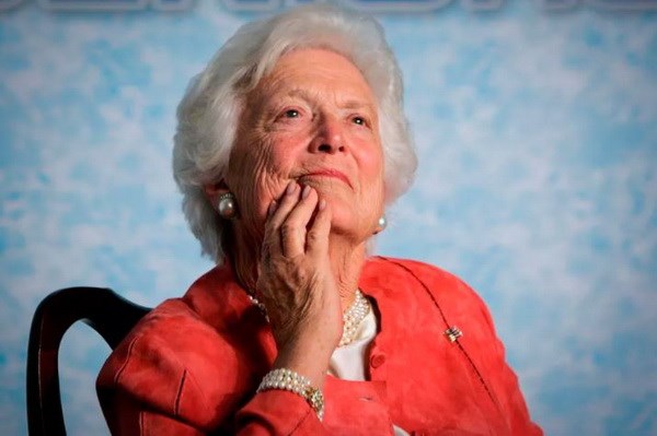 Cựu đệ nhất phu nhân Mỹ Barbara Bush qua đời ở tuổi 92