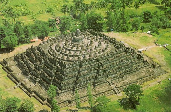 Quên Bali đi, Indonesia còn có nhiều điểm đến khác đẹp như mơ Quên Bali đi, Indonesia còn có nhiều điểm đến khác đẹp như mơ