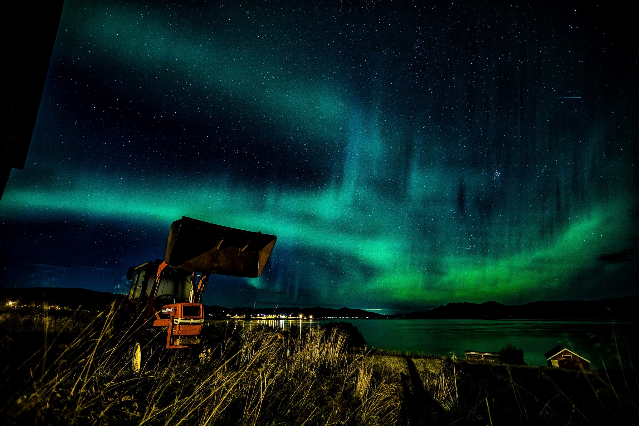 Den Na Uy mua thu, ngam cuc quang dep tua mien co tich hinh anh 3