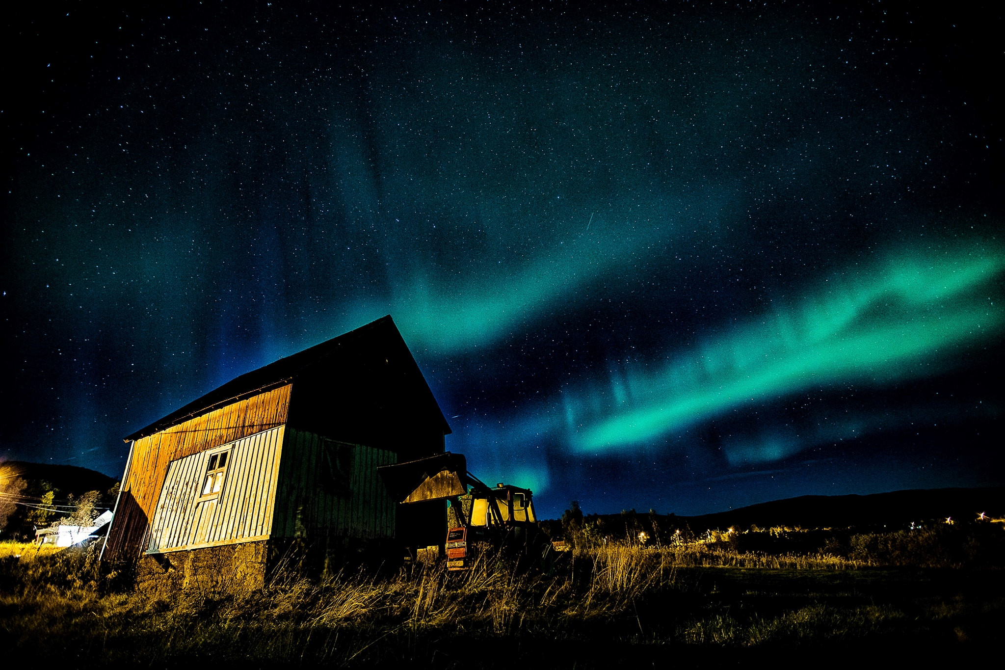 Den Na Uy mua thu, ngam cuc quang dep tua mien co tich hinh anh 4