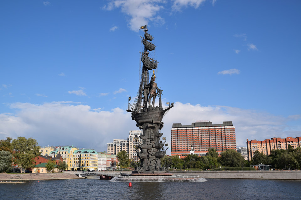 7 cong trinh hut khach du lich nhung khong duoc long nguoi dia phuong hinh anh 3