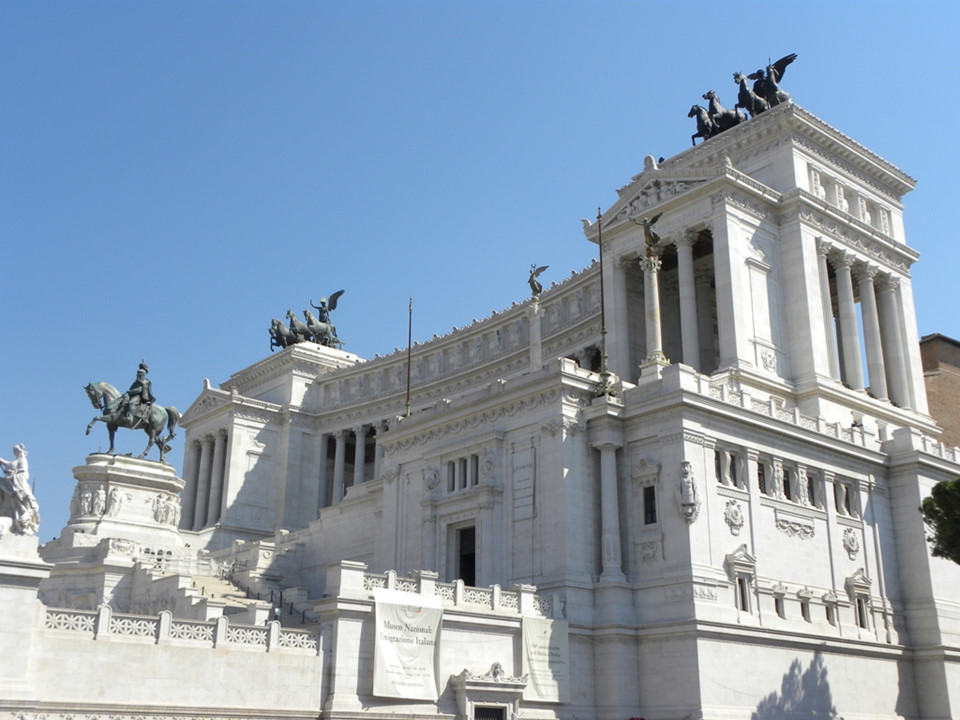 7 cong trinh hut khach du lich nhung khong duoc long nguoi dia phuong hinh anh 8