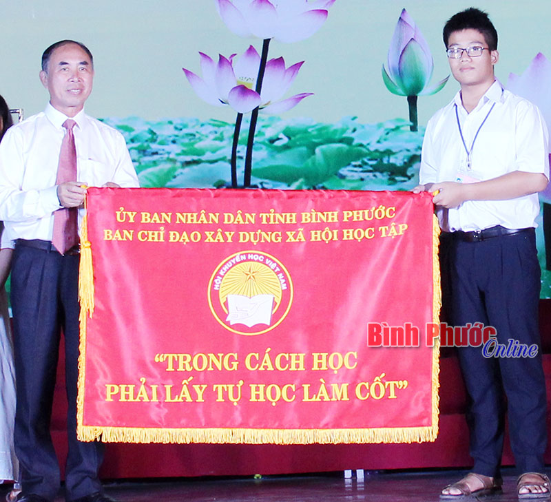 Phát động Tuần lễ hưởng ứng học tập suốt đời