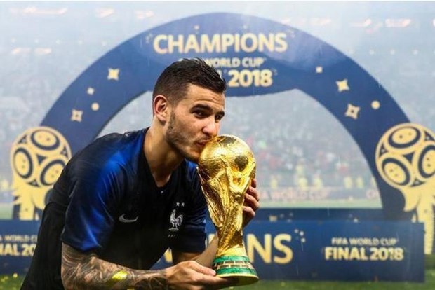 Bayern chinh thuc co Lucas Hernandez, pha ky luc chuyen nhuong hinh anh 2