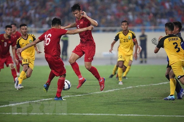 Thang dam U23 Brunei 6-0, U23 Viet Nam chiem ngoi dau bang hinh anh 1
