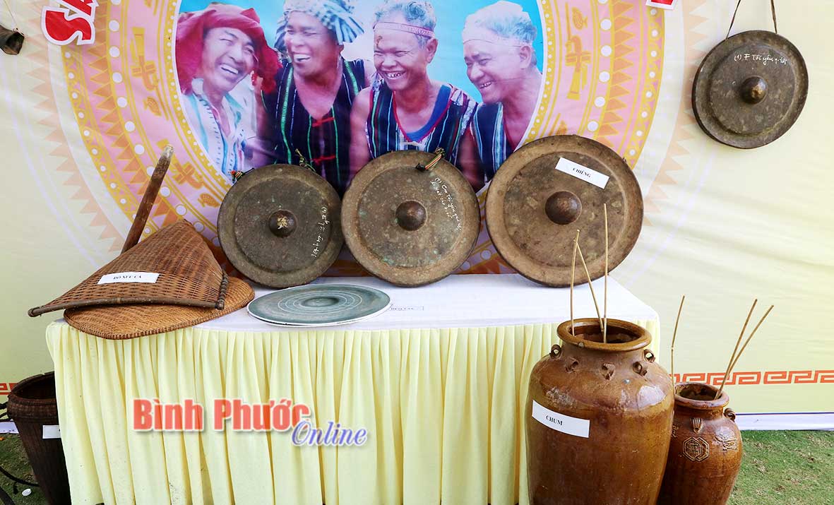 Những vật dụng của đồng bào S’tiêng trưng bày tại Liên hoan văn hóa - thể thao các dân tộc thiểu số tỉnh Bình Phước lần 6/2019 - Ảnh: B.L