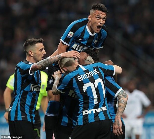 Serie A ha man: AC Milan lo co hoi gianh ve du Champions League hinh anh 1