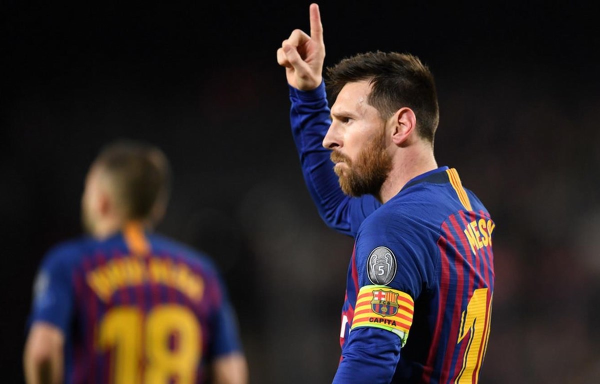 Messi lập cú đúp vào lưới Liverpool. (Nguồn: Getty Images)