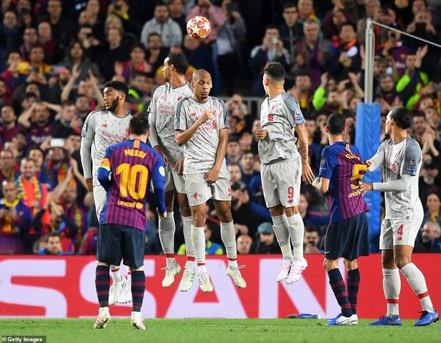 Messi toa sang ruc ro, Barcelona vui dap Liverpool tai Nou Camp hinh anh 2