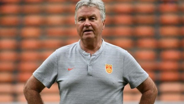 HLV Guus Hiddink bi sa thai sau tran thua doi tuyen U22 Viet Nam hinh anh 1