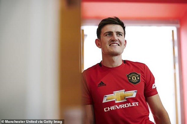 Harry Maguire tro thanh trung ve dat gia nhat lich su chuyen nhuong hinh anh 2